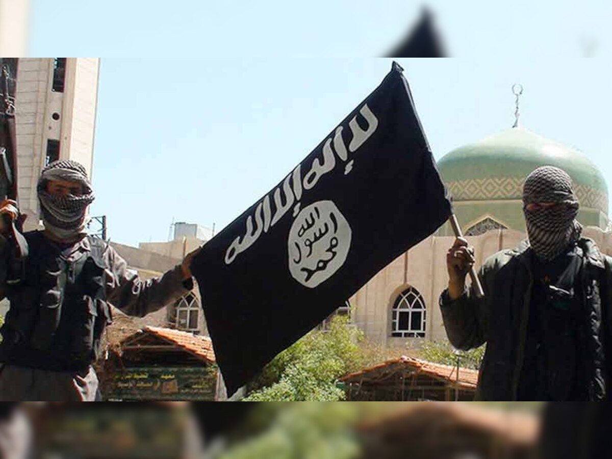 आतंकवादी संगठन इस्लामिक स्टेट (ISIS) ने भारत में पांव पसारना शुरू कर दिया है. 