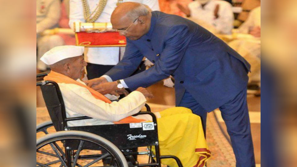 2015 में उन्हें अपने क्षेत्र में खास योगदान के लिए यश भारती अवार्ड से नवाजा गया था. (फोटो साभार: ANI) 2015 में उन्हें अपने क्षेत्र में खास योगदान के लिए यश भारती अवार्ड से नवाजा गया था. (फोटो साभार: ANI)