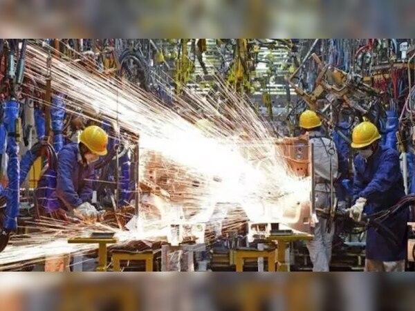  2018- 19 की चौथी तिमाही में 37.5 प्रतिशत ने कहा कि वह अधिक लोगों को नौकरी पर रखने की उम्मीद कर रहे हैं. (फाइल)