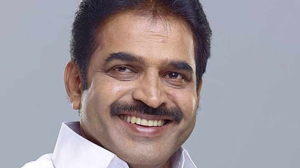कर्नाटक में वेणुगोपाल का दावा, '23 मई के बाद कांग्रेस में शामिल होंगे कई BJP विधायक' कर्नाटक में वेणुगोपाल का दावा, '23 मई के बाद कांग्रेस में शामिल होंगे कई BJP विधायक'