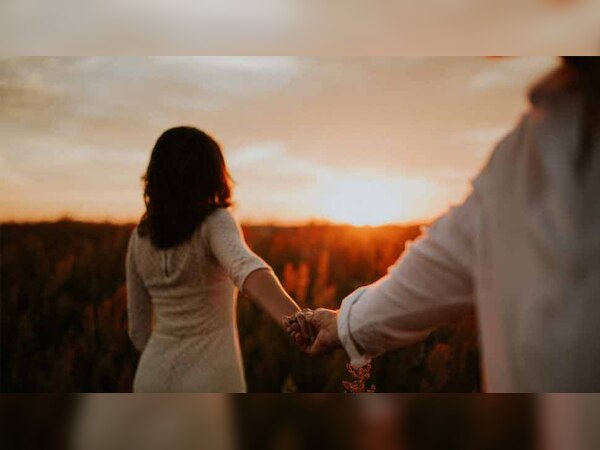 राशिफल 14 मई: कर्क वालों की लव लाइफ में हो सकती हैं गलतफहमियां