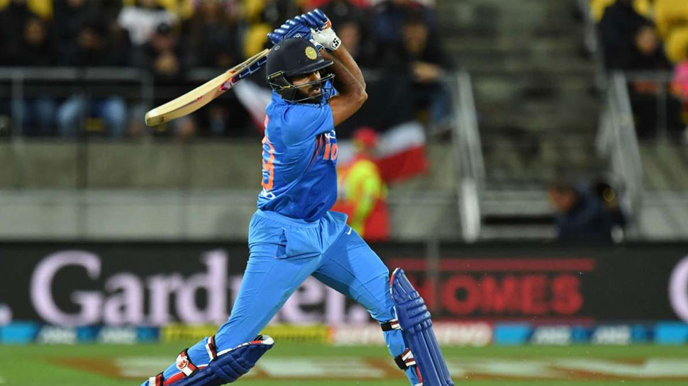 पांच सदस्यों की चयन समिति ने दो खिलाड़ियों को नकारते हुए विजय शंकर को चुना. (फाइल) पांच सदस्यों की चयन समिति ने दो खिलाड़ियों को नकारते हुए विजय शंकर को चुना. (फाइल)