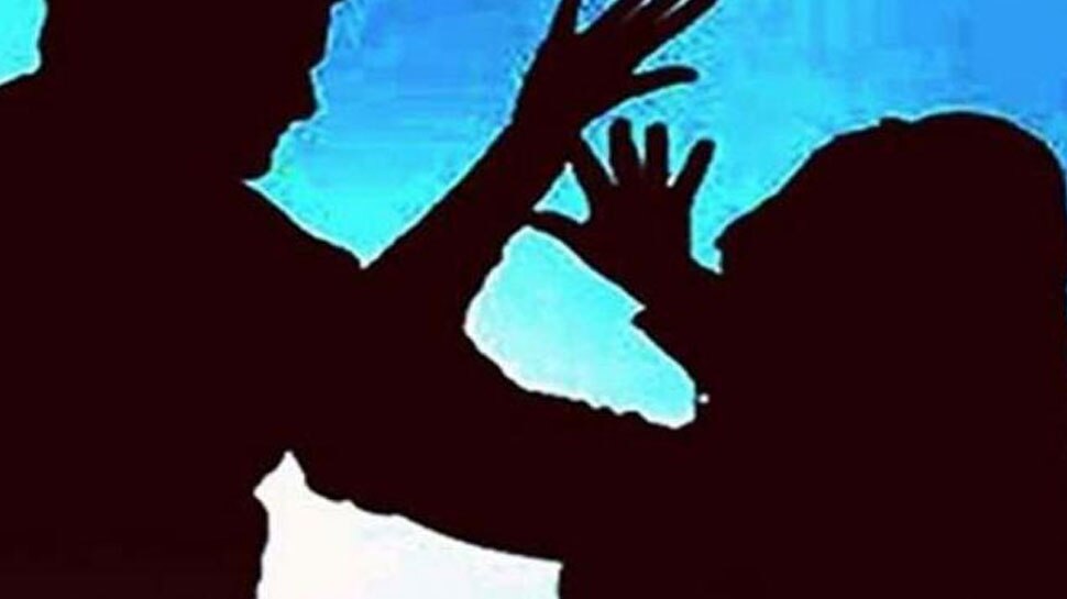मनमुताबिक दहेज नहीं दे सके ससुराल वाले तो पत्नी का किया ये हाल