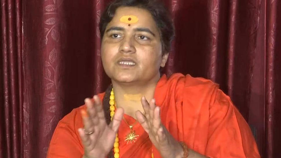 VIDEO- नाथूराम गोडसे देशभक्त थे, हैं और रहेंगे: साध्वी प्रज्ञा ठाकुर VIDEO- नाथूराम गोडसे देशभक्त थे, हैं और रहेंगे: साध्वी प्रज्ञा ठाकुर