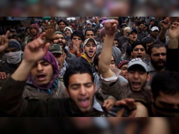 पाकिस्‍तान नागरिकों पर कार्रवाई. फाइल फोटो