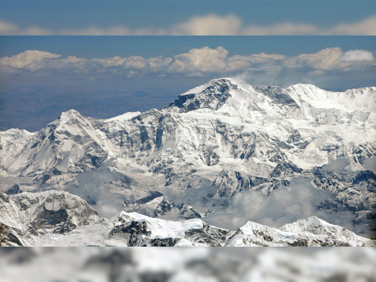 नेपाल में दो और भारतीय पर्वतारोहियों की मौत, अन्य लापता