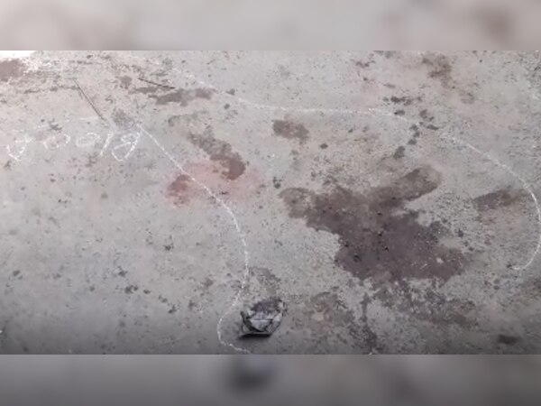 पुलिस ने मौके पर पहुंचकर आरोपी को गिरफ्तार किया. 