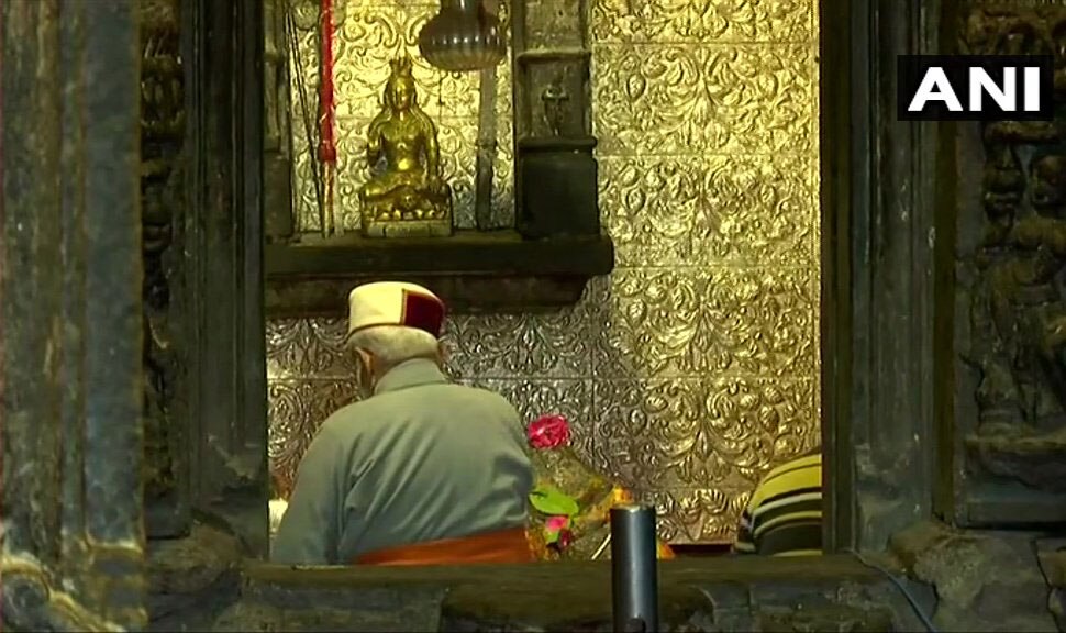 आध्यात्मिक रंग आया नजर Spiritual colors come in sight