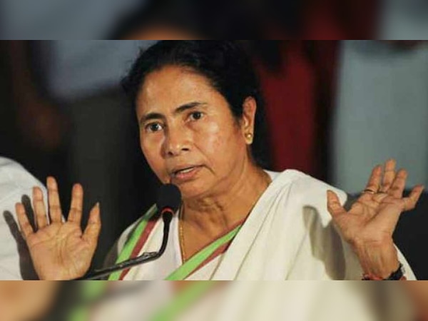 ममता बनर्जी ने कहा है कि मैं एक्जिट पोल गॉसिप पर भरोसा नहीं करती हूं. एग्जिट पोल गॉसिप के माध्यम से हजारों ईवीएम में हेरफेर करने या बदलने का गेम प्लान बनाया गया है. 