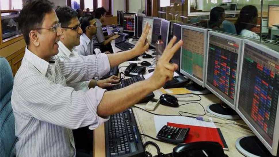 Exit Polls के बाद शेयर बाजार ने रचा इतिहास, सेंसेक्स में 10 साल की सबसे बड़ी तेजी Exit Polls के बाद शेयर बाजार ने रचा इतिहास, सेंसेक्स में 10 साल की सबसे बड़ी तेजी