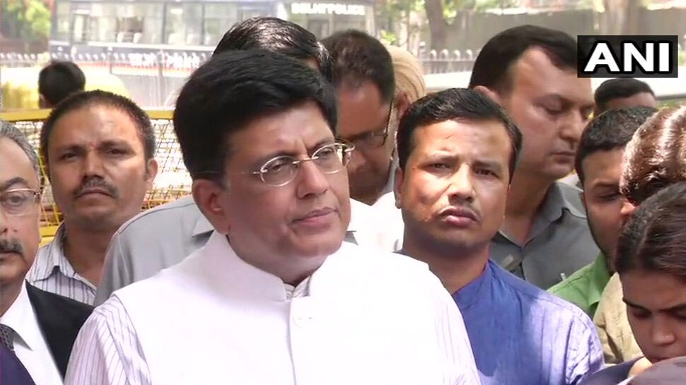 प.बंगाल में चुनावी हिंसा पर चुनाव आयुक्त से मिले BJP नेता, दोबारा चुनाव कराने की मांग की