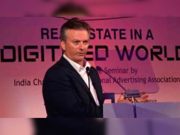 स्टीव वॉ की छवि शातिर कप्तान और जुझारू खिलाड़ी की रही है. उन्होंने 168 टेस्ट और 325 वनडे मैच खेले हैं. (फोटो: IANS) 