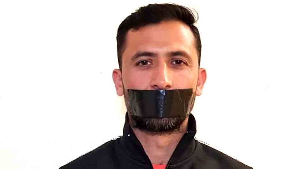 World Cup 2019: पाकिस्तान की टीम से बाहर किए जाने से ‘बागी’ हुए जुनैद, जताया अनोखा विरोध World Cup 2019: पाकिस्तान की टीम से बाहर किए जाने से ‘बागी’ हुए जुनैद, जताया अनोखा विरोध