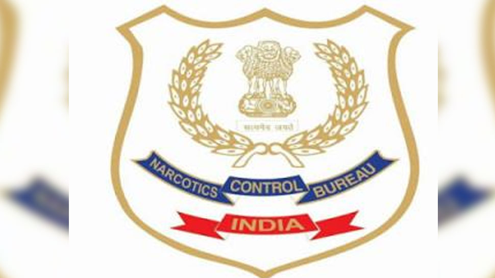 ग्रेटर नोएडा: IPS ऑफिसर का घर था मादक पदार्थों का अड्डा, ऐसे हुआ खुलासा ग्रेटर नोएडा: IPS ऑफिसर का घर था मादक पदार्थों का अड्डा, ऐसे हुआ खुलासा