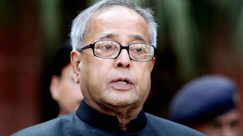 मैं मतदाताओं के फैसले के साथ कथित छेड़छाड़ की खबरों को लेकर चिंतित हूं: प्रणब मुखर्जी