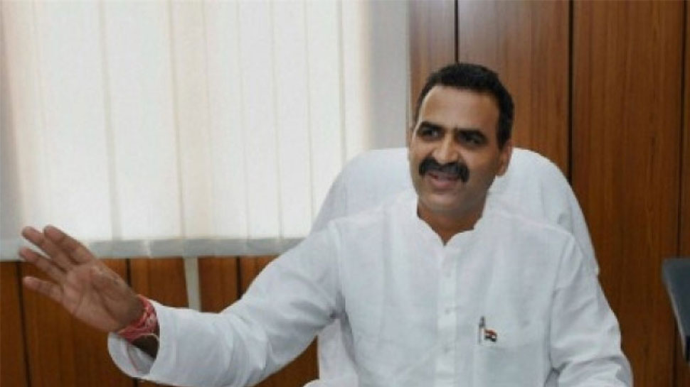 मुजफ्फरनगर लोकसभा: 2014 में पहली बार सांसद बने थे संजीव बालियान, गठबंधन से है कांटे की टक्कर मुजफ्फरनगर लोकसभा: 2014 में पहली बार सांसद बने थे संजीव बालियान, गठबंधन से है कांटे की टक्कर