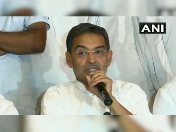 कुशवाहा ने बीजेपी पर हमला बोलते कहा कि चुनाव जीतने के लिए सारे कर्म किए हैं.