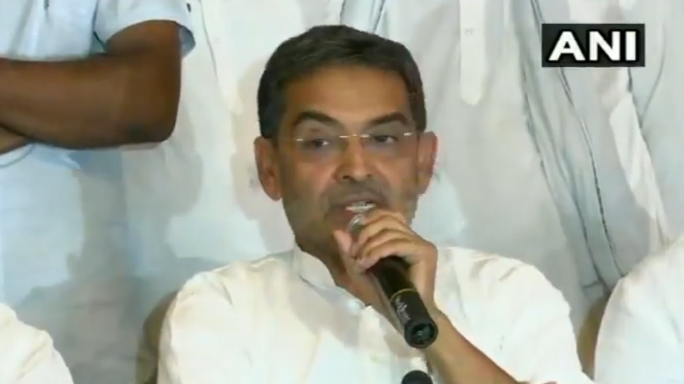 कुशवाहा ने बीजेपी पर हमला बोलते कहा कि चुनाव जीतने के लिए सारे कर्म किए हैं. कुशवाहा ने बीजेपी पर हमला बोलते कहा कि चुनाव जीतने के लिए सारे कर्म किए हैं.