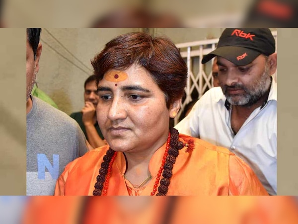 सुनील जोशी हत्याकांड में देवास की एक अदालत ने एक फरवरी 2017 को प्रज्ञा और सात अन्य आरोपियों को ठोस सबूत न होने के कारण बरी कर दिया था.