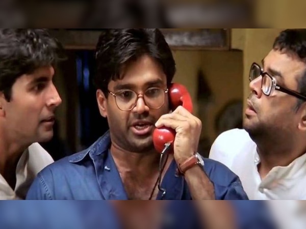 फिल्म 'हेरा फेरी' के सीन में सुनील शेट्टी  (फाइल फोटो)