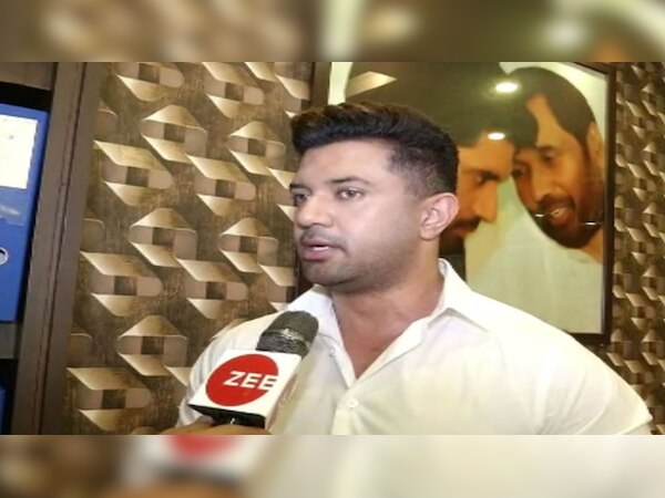 उपेंद्र कुशवाहा के बयान पर चिराग पासवान की प्रतिक्रिया. (फाइल फोटो)