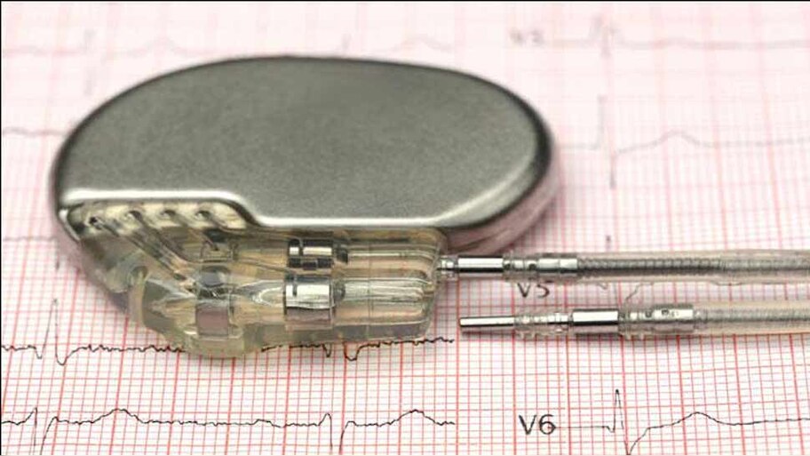 Medtronic says won't recall pacemakers after drug regulator issues ...