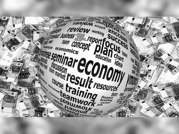 भारत अभी भी चीन के मुकाबले बेहतर प्रदर्शन कर रहा है. (प्रतीकात्मक)