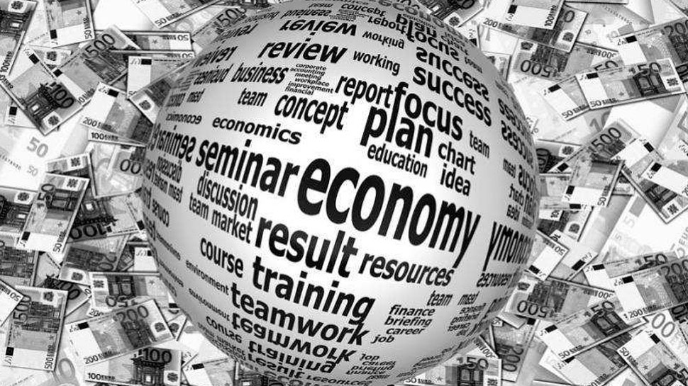 भारत अभी भी चीन के मुकाबले बेहतर प्रदर्शन कर रहा है. (प्रतीकात्मक) भारत अभी भी चीन के मुकाबले बेहतर प्रदर्शन कर रहा है. (प्रतीकात्मक)