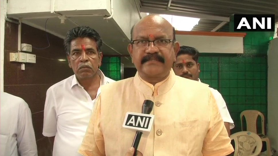 इधर लोकसभा चुनाव का रिजल्ट आया उधर कर्नाटक में सरकार गिरेगी: BJP नेता उमेश जाधव इधर लोकसभा चुनाव का रिजल्ट आया उधर कर्नाटक में सरकार गिरेगी: BJP नेता उमेश जाधव