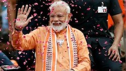 पीएम मोदी की चली ऐसी सुनामी कि उजड़ गये कई राजघराने, ढह गया दिग्गजों का किला