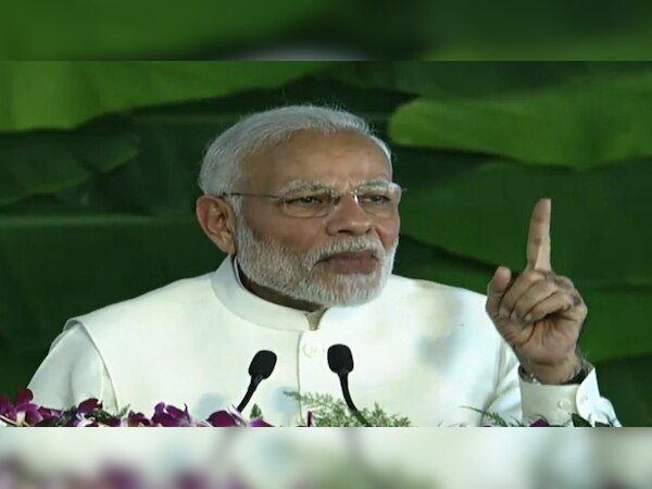 2014 के लोकसभा चुनाव में विजय पताका फहराने के बाद जब 26 मई को नरेंद्र मोदी प्रधानमंत्री पद की शपथ लिए थे 