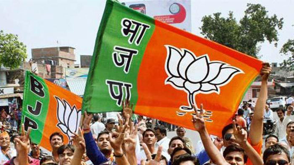 उत्तर प्रदेश: मछलीशहर सीट पर BJP उम्मीदवार ने 181 वोटों से की जीत दर्ज उत्तर प्रदेश: मछलीशहर सीट पर BJP उम्मीदवार ने 181 वोटों से की जीत दर्ज