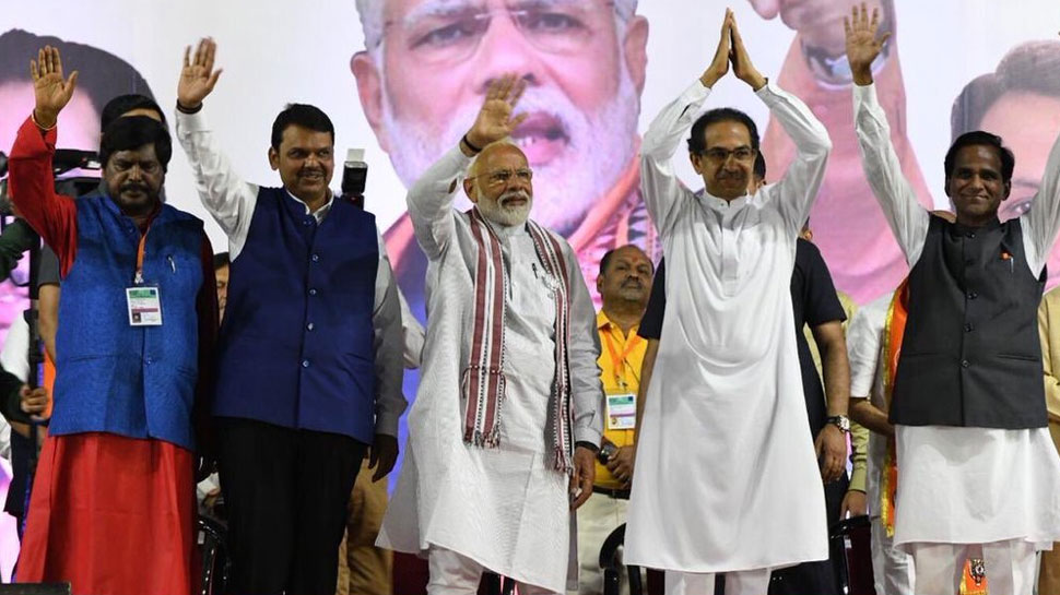 2014 में भी शिवसेना 18 सीटों पर जीती थी. (फोटो साभार @uddhavthackeray) 2014 में भी शिवसेना 18 सीटों पर जीती थी. (फोटो साभार @uddhavthackeray)