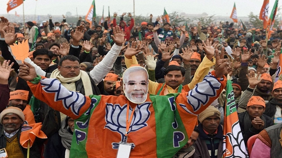 ममता के गढ़ में लेफ्ट का नहीं खुला खाता, बीजेपी ने लहराया भगवा, 42 में से 18 सीटें जीती