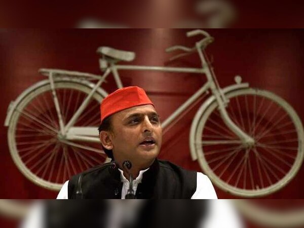 सपा अध्यक्ष अखिलेश यादव का गठबंधन का प्रयोग दूसरी बार विफल साबित हुआ. 