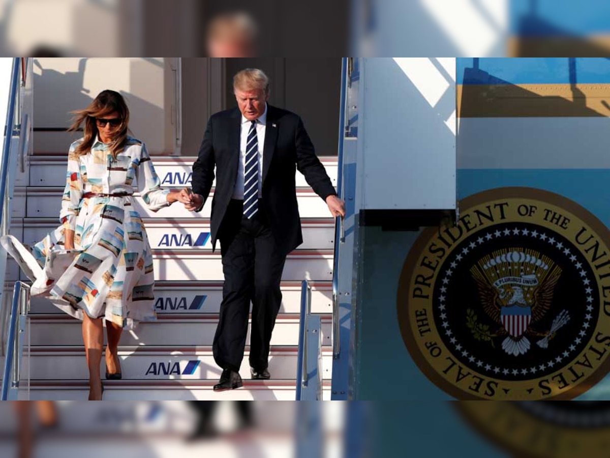 अमेरिकी राष्ट्रपति डोनाल्ड ट्रंप और फस्ट लेडी मेलानिया ट्रंप जापान पहुंचे. फोटो साभार- रॉयटर्स