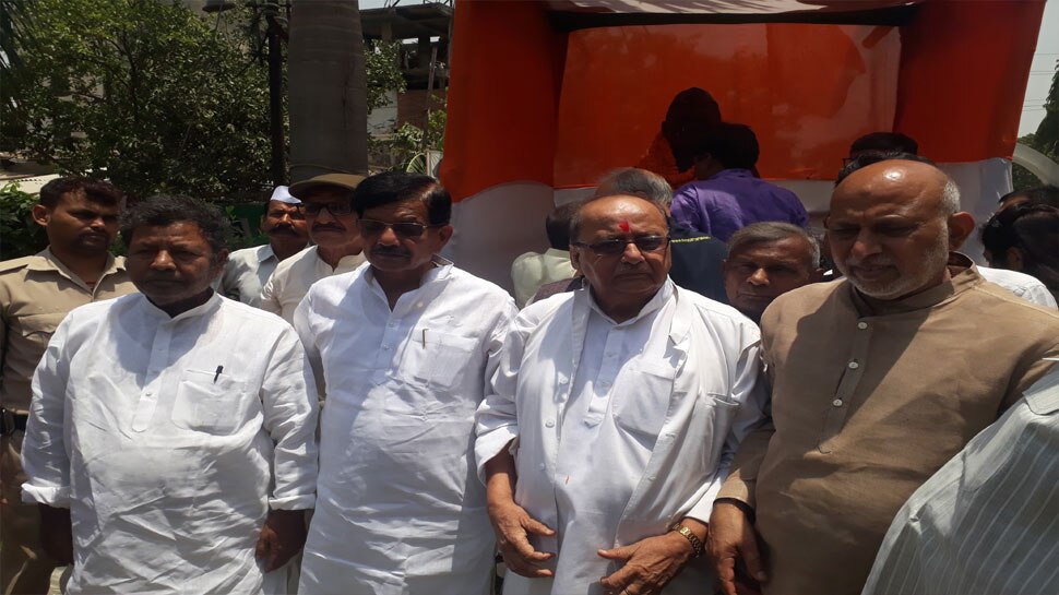 बिहार: कांग्रेस में उठे बागी तेवर, पूर्व मंत्री बोले-प्रभारी खा गए पार्टी