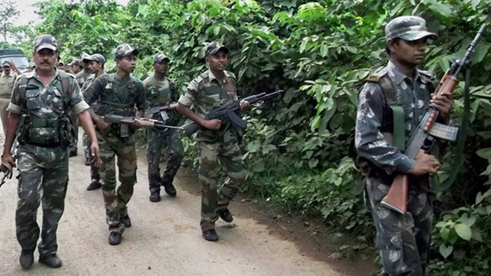 गढ़चिरोली में चल रही है मुठभेेड़. फाइल फोटो गढ़चिरोली में चल रही है मुठभेेड़. फाइल फोटो