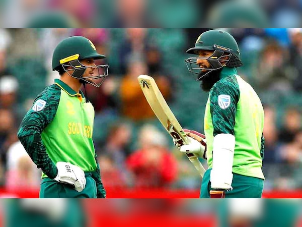 वेस्टइंडीज के खिलाफ अभ्यास मैच में हाशिम अमला (दाएं) ने 51 और क्विंटन डिकॉक ने 37 रन बनाए थे. (फोटो: Reuters) 