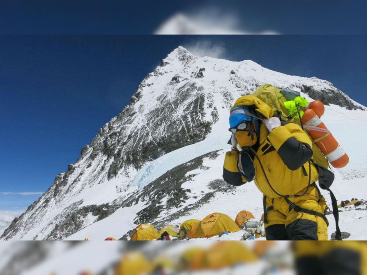 क्रिस्टोफर एक छोटे समूह के साथ एवरेस्ट की चोटी पर पहुंचा था. (फाइल फोटो)