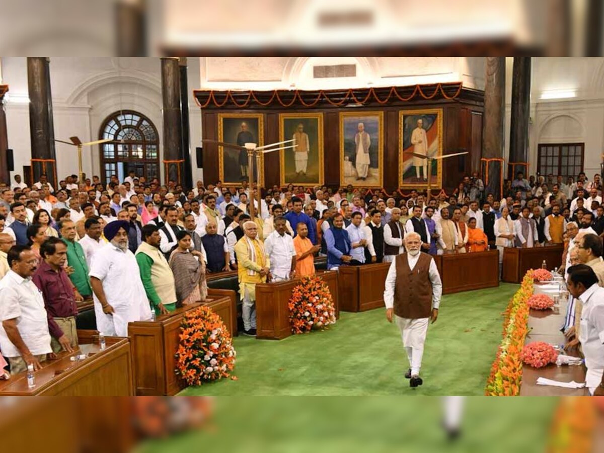 मोदी कैबिनेट से इनका कट सकता है पत्ता! इन सांसदों की लग सकती है लॉटरी