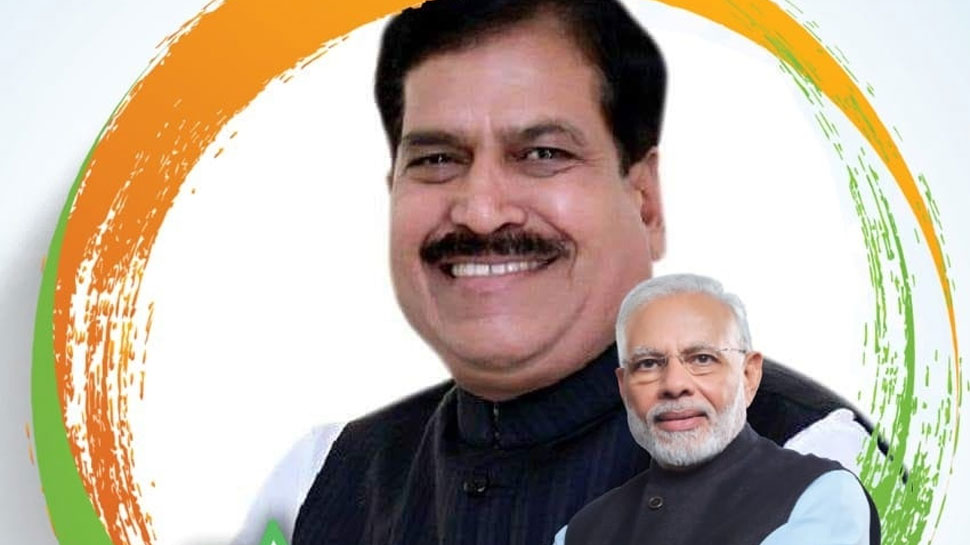 कर्नाटक से तीन मंत्री हो सकते हैं. (फोटो साभार Suresh Angadi फेसबुक) कर्नाटक से तीन मंत्री हो सकते हैं. (फोटो साभार Suresh Angadi फेसबुक)