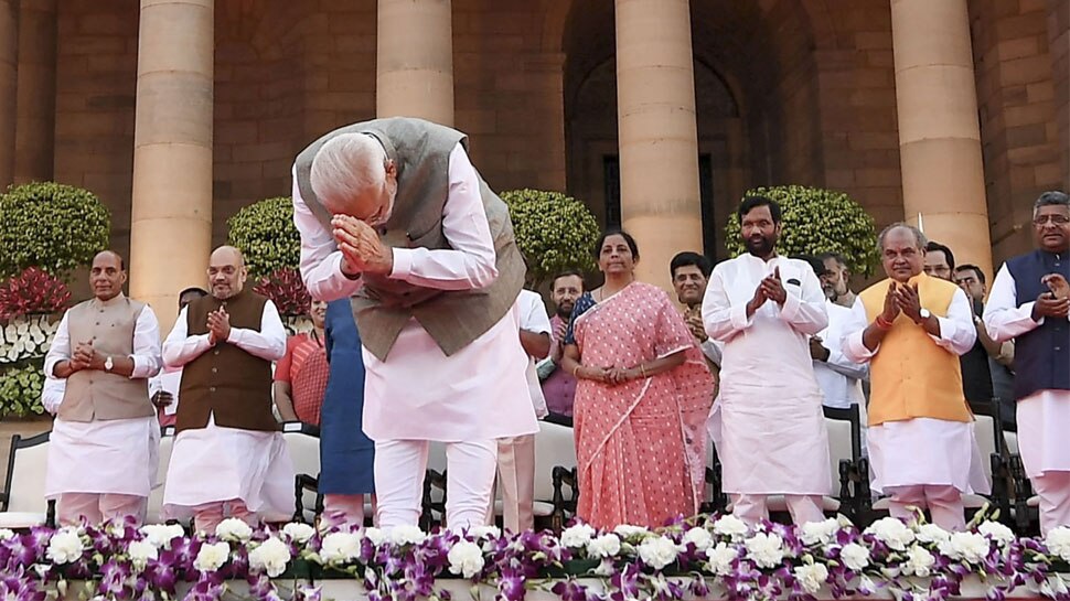 PM मोदी के नए मंत्रिमंडल में यूपी ने मारी बाजी, 10 चेहरे बने मंत्री