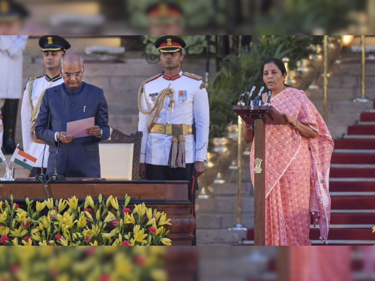 इंदिया गांधी के बाद निर्मला सीतारमण देश की दूसरी महिला वित्त मंत्री हैं.