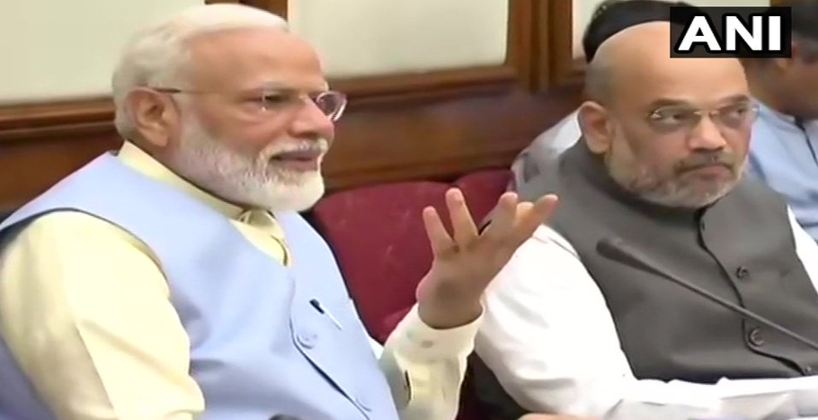 छोटे दुकानदारों-व्यापारियों को मोदी सरकार ने पहली कैबिनेट मीटिंग में दी यह सौगात छोटे दुकानदारों-व्यापारियों को मोदी सरकार ने पहली कैबिनेट मीटिंग में दी यह सौगात