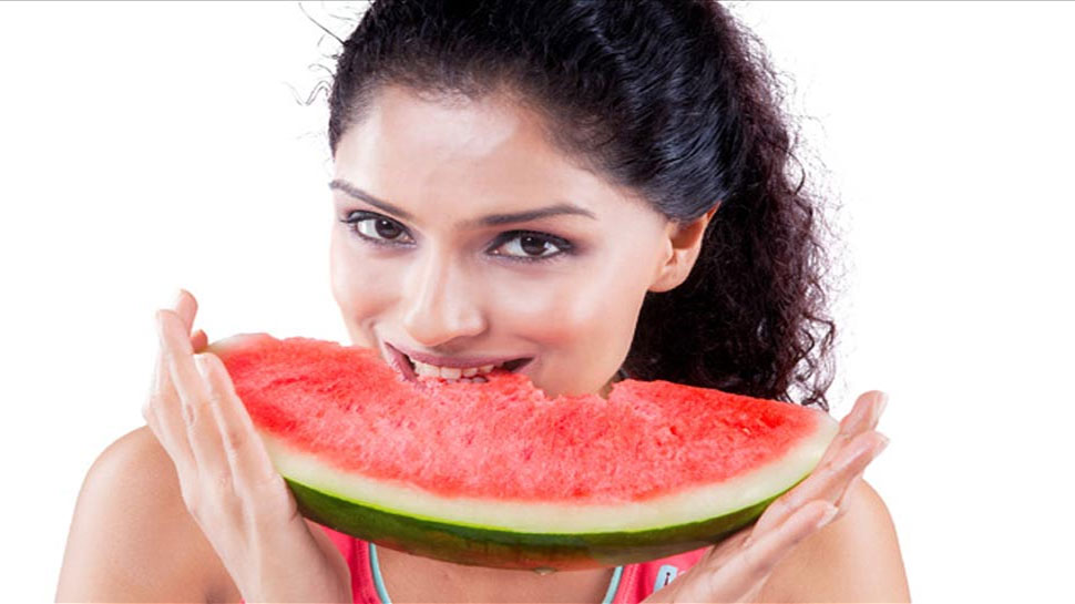 पानी से भरपूर तरबूज Watermelon with water