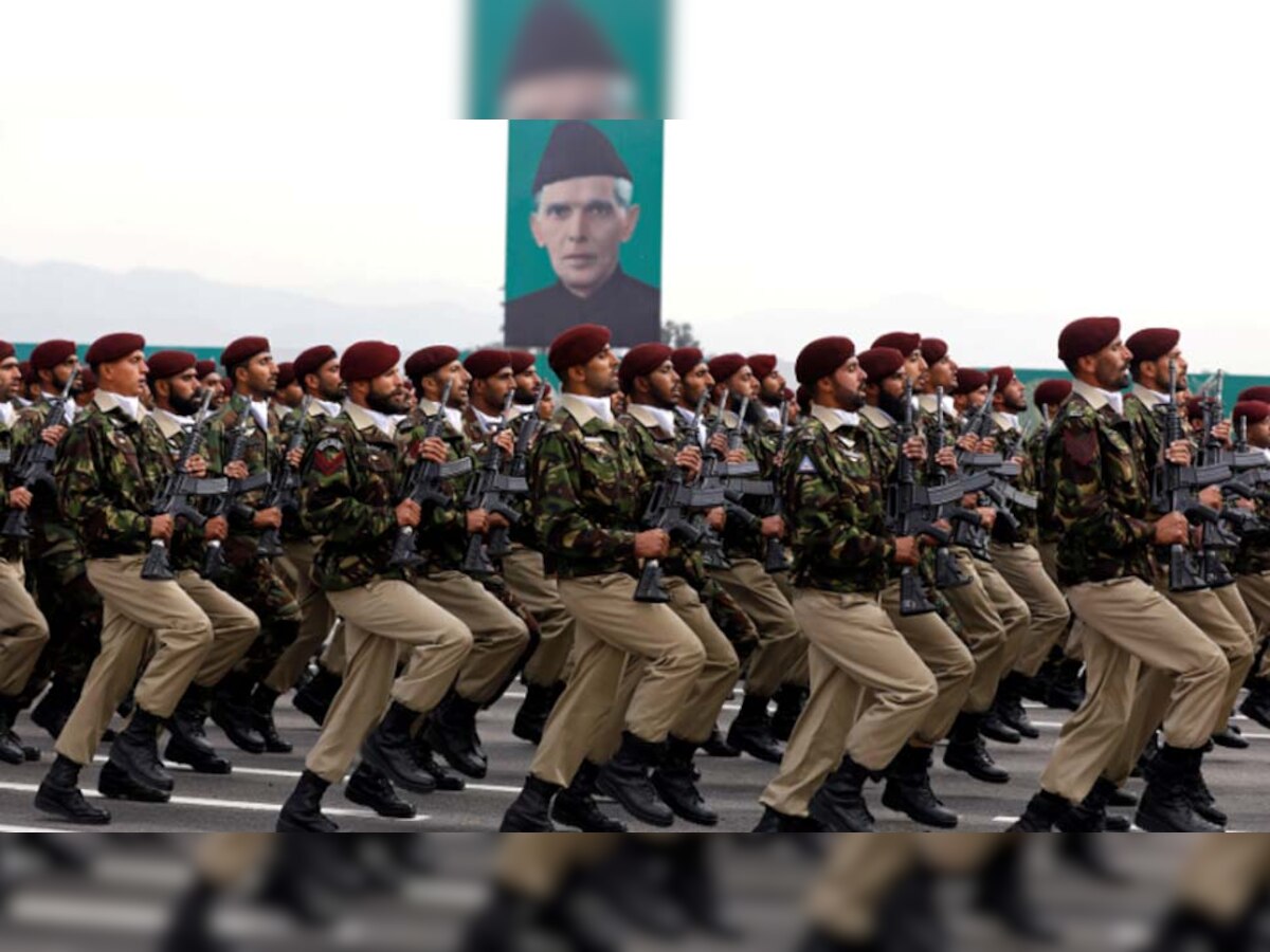 ZEE Jankari: कंगाली की कगार पर खड़े पाकिस्‍तान ने अपने रक्षा बजट में की कटौती