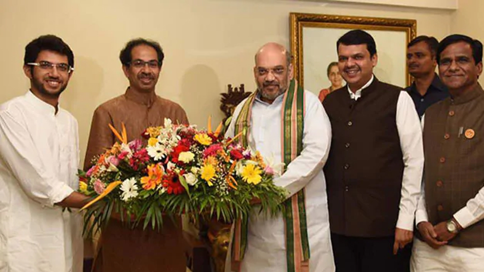 महाराष्ट्र फतह के मिशन पर BJP-शिवसेना, बैकफुट पर कांग्रेस-NCP महाराष्ट्र फतह के मिशन पर BJP-शिवसेना, बैकफुट पर कांग्रेस-NCP