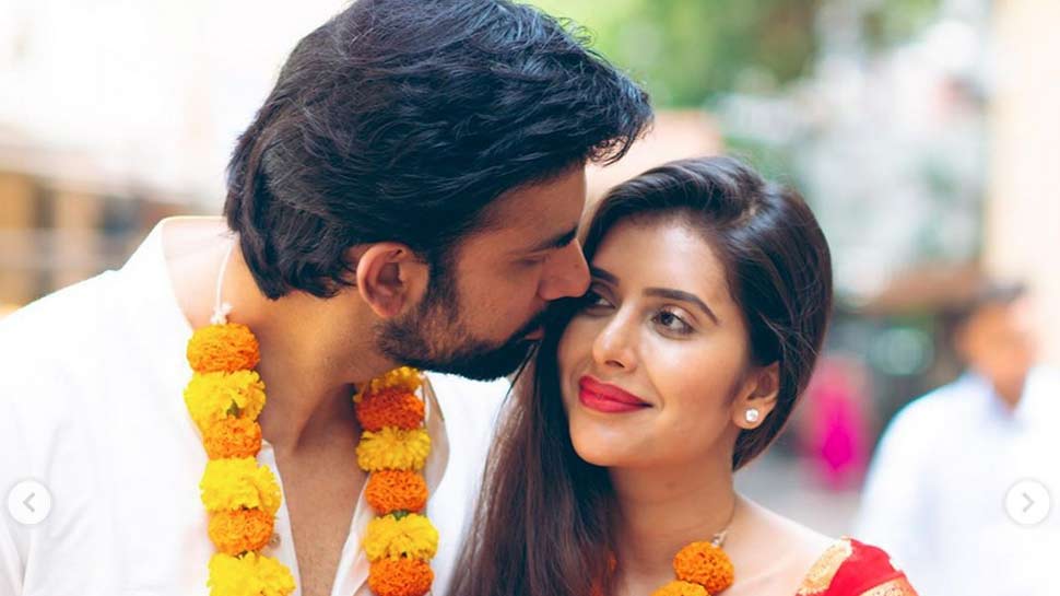 राजीव और चारू की फोटोज सोशल मीडिया पर वायरल Rajeev Sen Married Charu Asopa