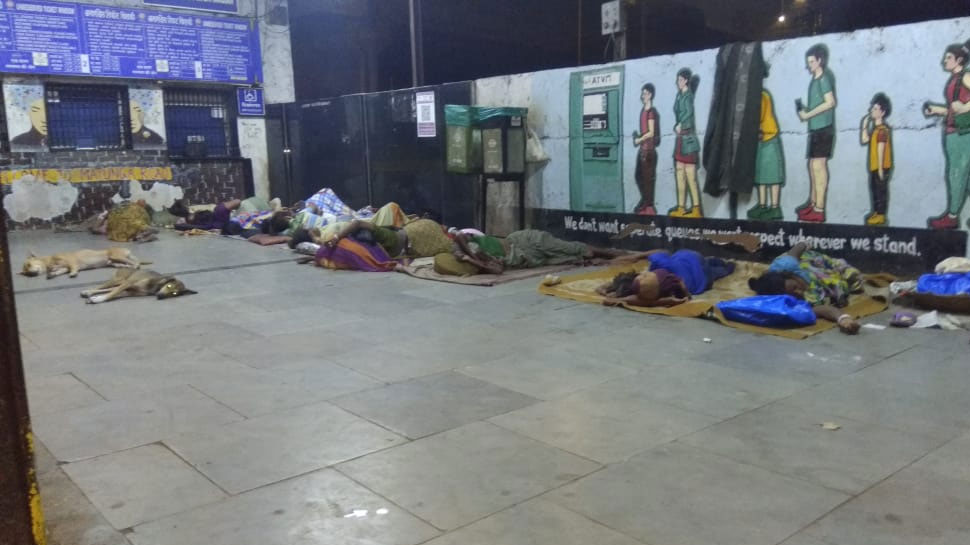जी न्यूज के कैमरे में कैद हुई तस्वीरें Photos captured in the camera of live news